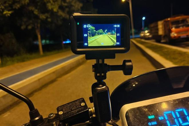 相机推荐别问大疆Pocket3有没有货了m6米乐app节日玩转Vlog！五款随身(图6)